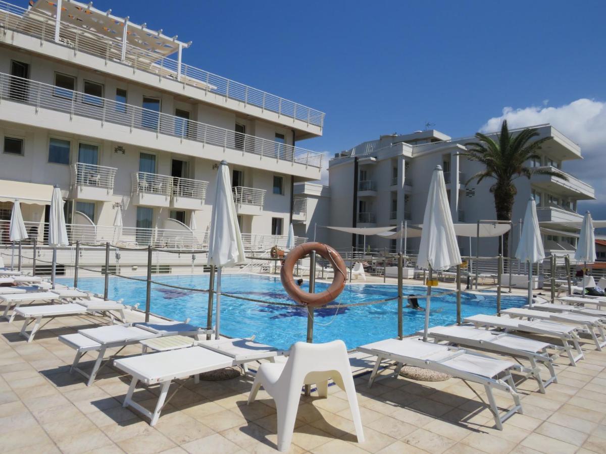 Hotel Joseph Marina di Pietrasanta Esterno foto